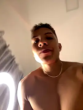 Snapshot of JacksonC_7 chatting on 11/04/25, 11:41 JacksonC 7 online show from 11/04/25, 11:41