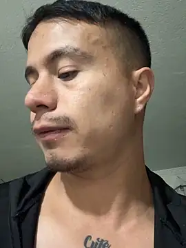 Snapshot of RaySullivan chatting on 11/08/25, 02:37 RaySullivan online show from 11/08/25, 02:37