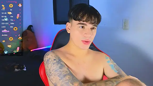 Snapshot of Maiicoll_coleman chatting on 12/20/25, 03:09 Maiicoll coleman online show from 12/20/25, 03:09