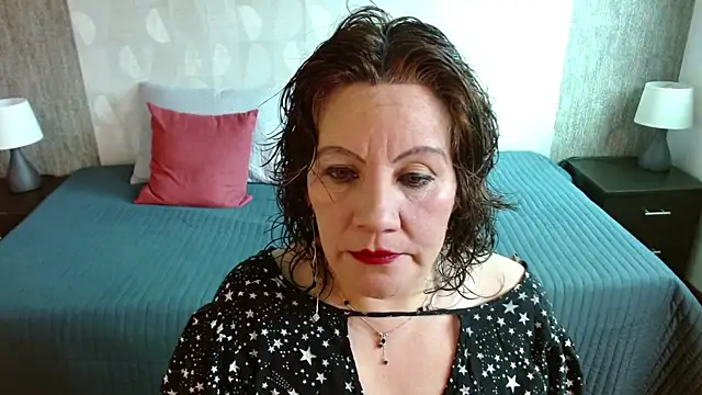Snapshot of Rosalie_Durand chatting on 06/01/26, 01:55 Rosalie Durand online show from 06/01/26, 01:55