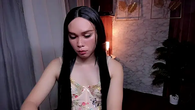 Snapshot of xSlave_Doll chatting on 12/01/25, 04:52 xSlave Doll online show from 12/01/25, 04:52