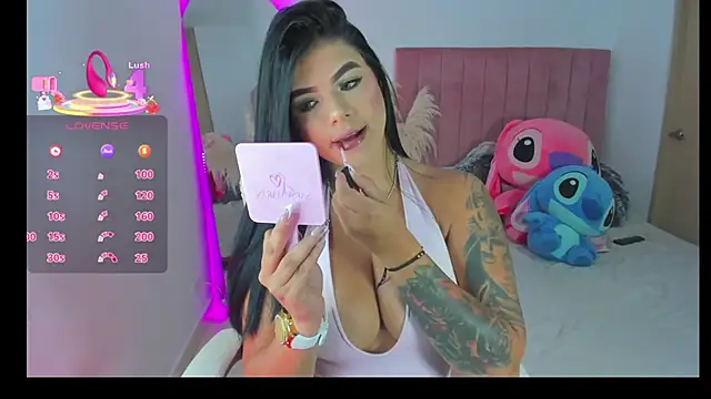 Janettcruz online show from 11/21/25, 11:37