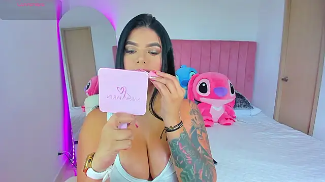 Janettcruz online show from 02/18/26, 07:32