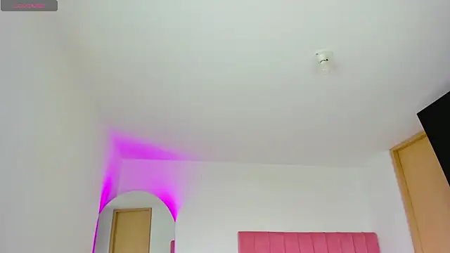 Janettcruz online show from 04/09/26, 09:10