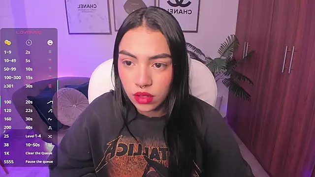 emma connor1 online show from 11/29/25, 11:32