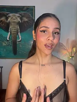 alisaa jhons1 online show from 05/09/26, 12:14