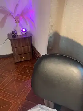 alisaa jhons1 online show from 03/05/26, 10:48