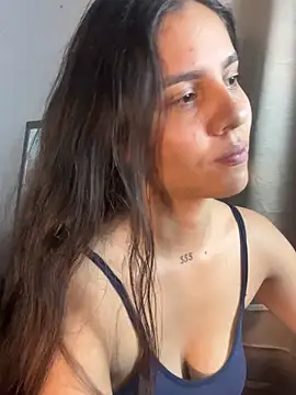 alisaa jhons1 online show from 04/11/26, 12:18