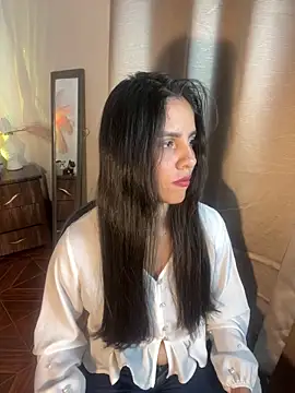 alisaa jhons1 online show from 04/22/26, 02:18