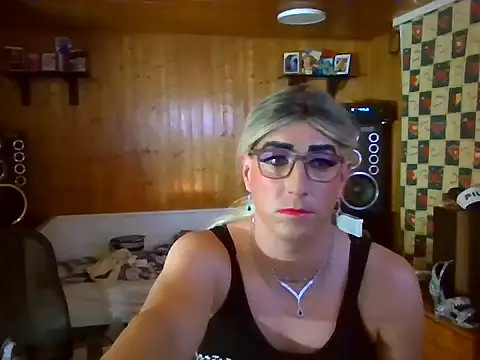 AgnesCross39 online show from 12/02/25, 04:25