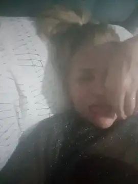 Snapshot of Eugenia08 chatting on 11/04/25, 11:30 Eugenia08 online show from 11/04/25, 11:30