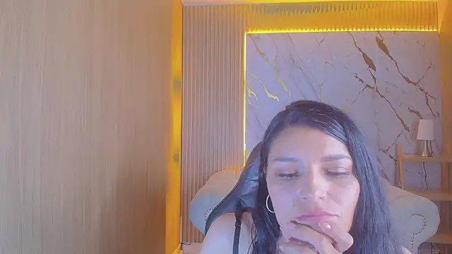 Valery tf online show from 03/11/26, 08:36