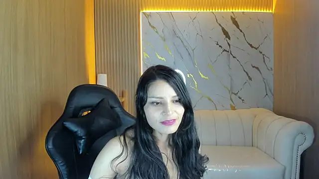 Snapshot of Valery_tf chatting on 01/17/26, 08:12 Valery tf online show from 01/17/26, 08:12