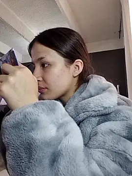 Celeste Moretti online show from 12/19/25, 01:24