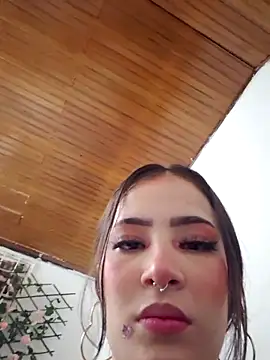 Snapshot of Celeste_Moretti chatting on 11/07/25, 01:48 Celeste Moretti online show from 11/07/25, 01:48