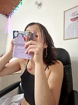 Celeste Moretti online show from 11/20/25, 01:56