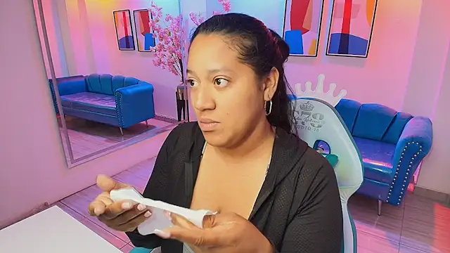 Alondra gomexxx online show from 11/30/25, 03:29