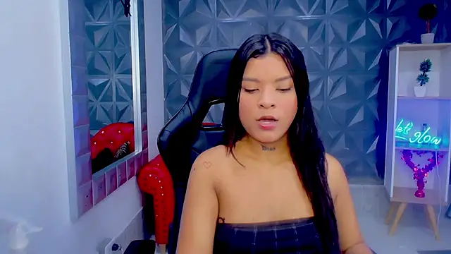 Scandarkmarie online show from 11/30/25, 03:57