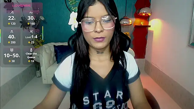 Scandarkmarie online show from 11/18/25, 11:26