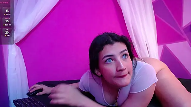 Snapshot of LILY_BMS chatting on 11/08/25, 04:05 LILY BMS online show from 11/08/25, 04:05