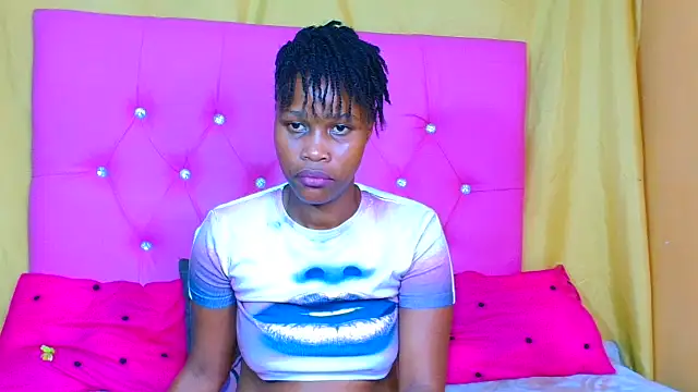 Prettybrowngirl online show from 11/22/25, 09:24