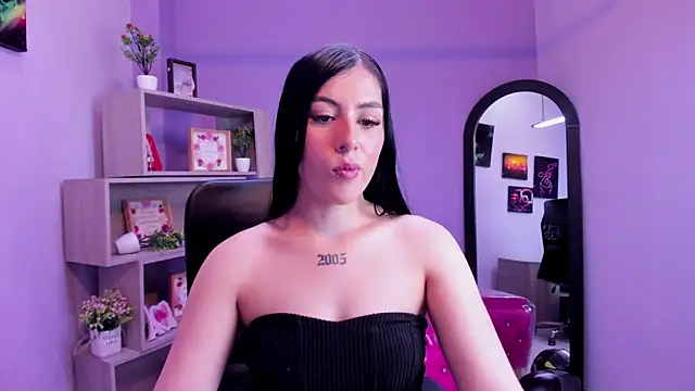 Victoria 14 online show from 11/24/25, 05:46