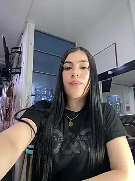 Victoria 14 online show from 04/05/26, 04:30