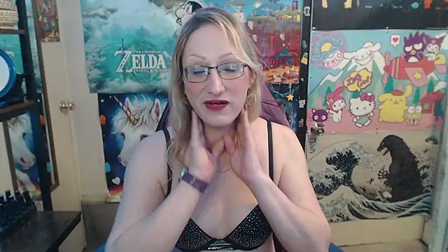 Savanah Banana  online show from 05/08/26, 07:17