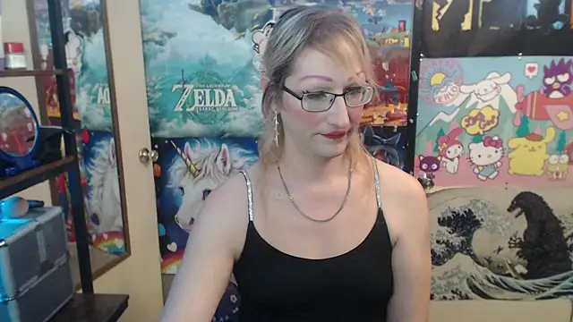 Snapshot of Savanah_Banana_ chatting on 11/08/25, 05:49 Savanah Banana online show from 11/08/25, 05:49