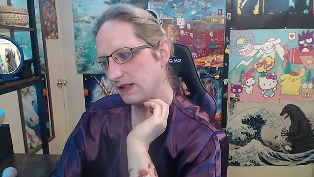 Savanah Banana  online show from 04/05/26, 09:27