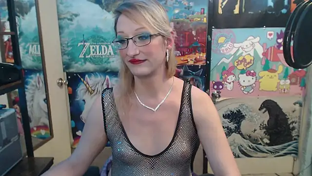 Savanah Banana  online show from 11/21/25, 10:42