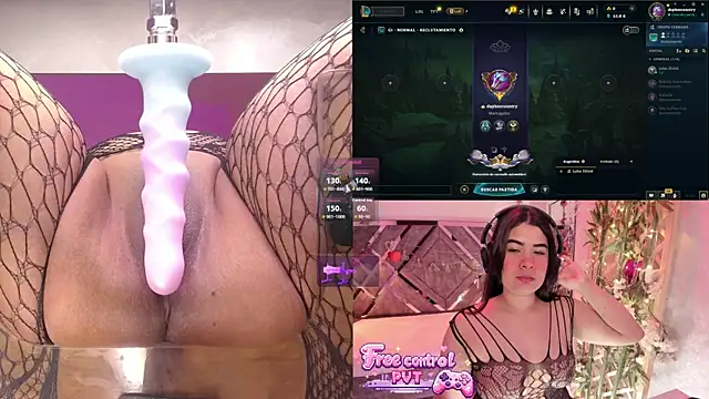 Snapshot of DaphneContry chatting on 05/21/26, 04:54 DaphneContry online show from 05/21/26, 04:54