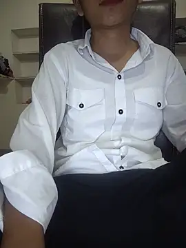 Isha kumari 69 online show from 06/28/26, 04:30