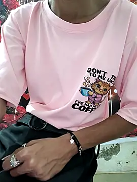 Isha kumari 69 online show from 03/24/26, 11:32