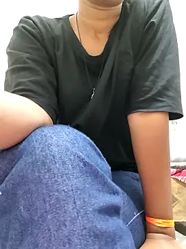 Isha kumari 69 online show from 02/15/26, 11:36