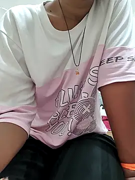 Isha kumari 69 online show from 02/14/26, 02:50