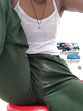 Isha kumari 69 online show from 03/14/26, 04:46