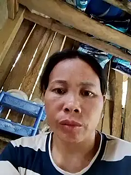 Snapshot of Ana_hoa chatting on 04/11/26, 07:45 Ana hoa online show from 04/11/26, 07:45