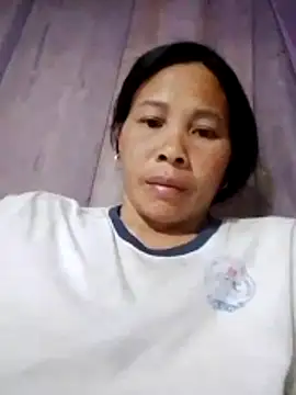 Snapshot of Ana_hoa chatting on 06/11/26, 08:28 Ana hoa online show from 06/11/26, 08:28