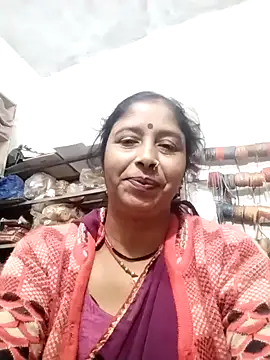 Snapshot of Hami705 chatting on 11/07/25, 01:37 Hami705 online show from 11/07/25, 01:37