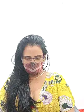 sanjana077 online show from 04/12/26, 10:07