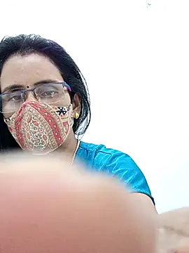 sanjana077 online show from 04/08/26, 07:37