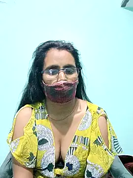 sanjana077 online show from 02/11/26, 07:03