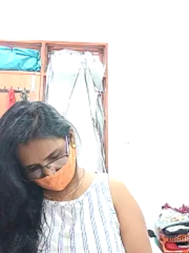 sanjana077 online show from 03/29/26, 07:43