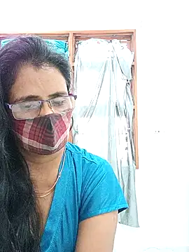 sanjana077 online show from 03/26/26, 03:49