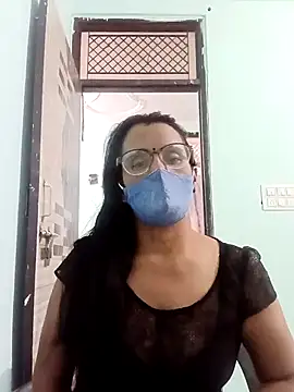 sanjana077 online show from 11/25/25, 05:08