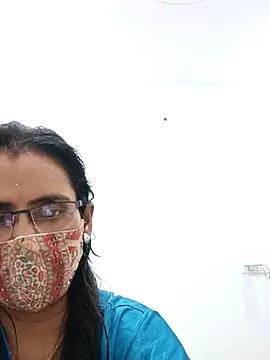 sanjana077 online show from 03/04/26, 01:52