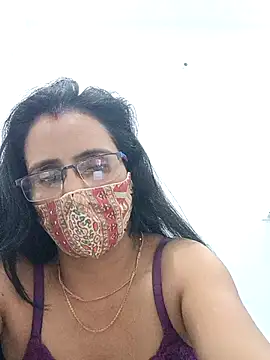 sanjana077 online show from 02/25/26, 06:08