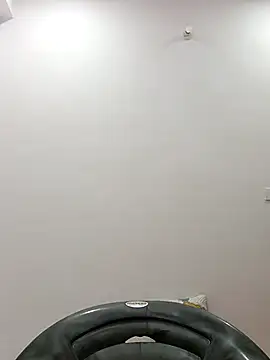 sanjana077 online show from 04/10/26, 12:34