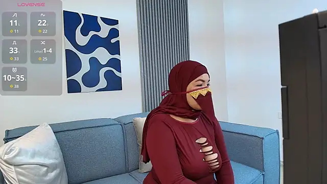 Snapshot of nain_arabic chatting on 11/05/25, 09:01 nain arabic online show from 11/05/25, 09:01